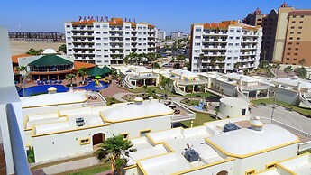 Las Palmas Resort At Sandy Beach: Condo Grande 602 1 Bedroom Condo by 