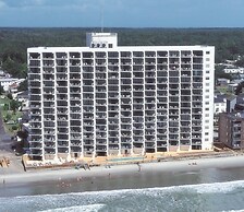 Royal Garden Resort 201 3 Bedroom Condo by Redawning