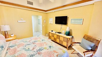 Spectacular 2 Bedroom Condo on Sandy Beach at Las Palmas Resort G-105 