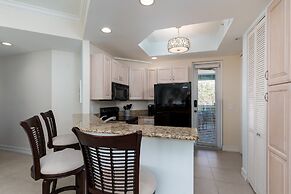 ~ The Bonita Paddle A202 ~ Beautiful Bonita Springs Condo With Mother 
