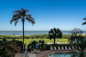 ~ Estero Beach And Tennis 208a ~ Gulf Front Condo In Paradise! 1 Bedro