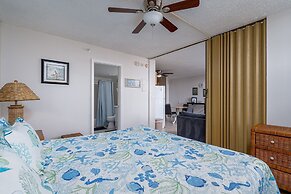 ~ Estero Beach And Tennis 208a ~ Gulf Front Condo In Paradise! 1 Bedro