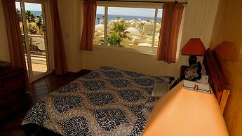 Beautiful 2 Bedroom Condo on the Sea of Cortez at Las Palmas Resort D-