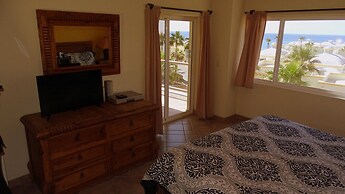 Beautiful 2 Bedroom Condo on the Sea of Cortez at Las Palmas Resort D-