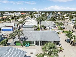 171/181 Washington ~ Dune Our Thing! Fabulous Pool Home! 8 Bedroom Hom