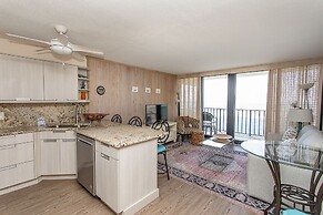 Royal Garden Resort 1406 2 Bedroom Condo by RedAwning