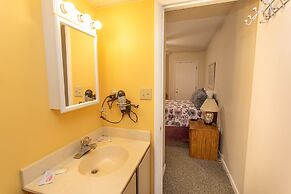 Royal Garden Resort 510 2 Bedroom Condo by RedAwning