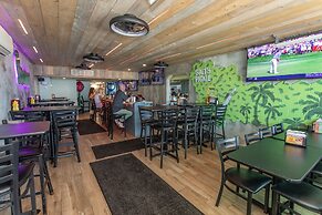 Royal Garden Resort 510 2 Bedroom Condo by RedAwning