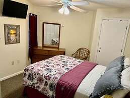 Royal Garden Resort 510 2 Bedroom Condo by RedAwning