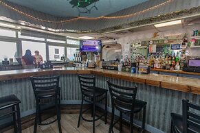 Royal Garden Resort 510 2 Bedroom Condo by RedAwning