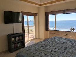 Las Palmas Resort At Sandy Beach: Condo Grande 704 2 Bedroom Condo by 