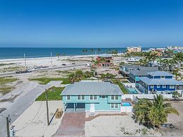 Lazy Beaches Getaway With Private Pool 4 Bedroom Home by RedAwning