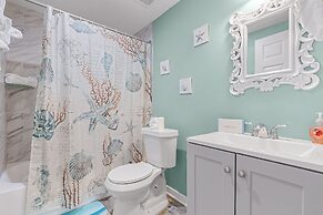 Lazy Beaches Getaway With Private Pool 4 Bedroom Home by RedAwning