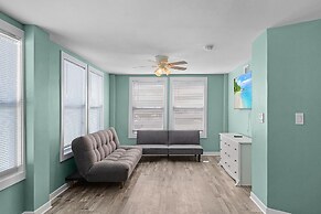 Lazy Beaches Getaway With Private Pool 4 Bedroom Home by RedAwning