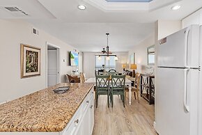 Fantastic Gulf Front Condo On The North End Of The Island 2 Bedroom Co