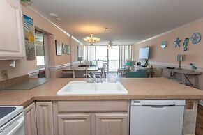 Royal Garden Resort 401 3 Bedroom Condo by Redawning