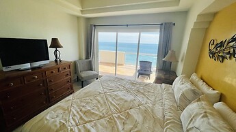 Las Palmas Resort At Sandy Beach: Condo Grande-605 2 Bedroom Condo by 