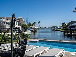 Magnificent New Build Private Pool Home On The North Tip Of Fort Myers