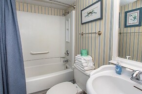 Royal Garden Resort 1404 2 Bedroom Condo by RedAwning
