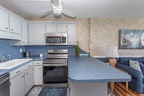 Royal Garden Resort 1404 2 Bedroom Condo by RedAwning