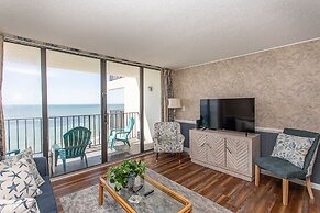 Royal Garden Resort 1404 2 Bedroom Condo by RedAwning