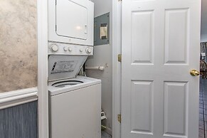 Royal Garden Resort 1404 2 Bedroom Condo by RedAwning