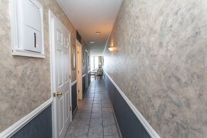 Royal Garden Resort 1404 2 Bedroom Condo by RedAwning