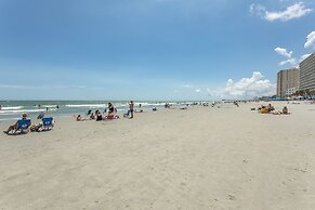 Royal Garden Resort 203 1 Bedroom Condo by RedAwning