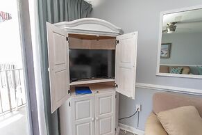 Royal Garden Resort 705 2 Bedroom Condo by RedAwning