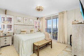 Welcome To Beach Villa's # 606 Vacation Rental - 250 Estero Blvd 2 Bed