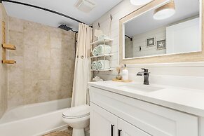 Welcome To Beach Villa's # 606 Vacation Rental - 250 Estero Blvd 2 Bed