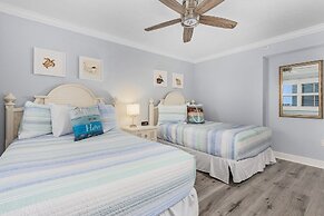 Welcome To Beach Villa's # 405 Vacation Rental - 250 Estero Blvd 2 Bed