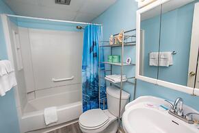 Royal Garden Resort 602 2 Bedroom Condo by RedAwning