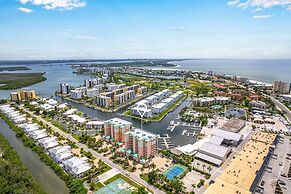 Palm Harbor Penthouse With Marina Views 2 Bedroom Condo by RedAwning