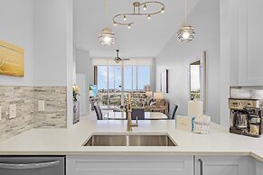 Palm Harbor Penthouse With Marina Views 2 Bedroom Condo by RedAwning