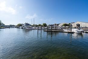 Palm Harbor Penthouse With Marina Views 2 Bedroom Condo by RedAwning