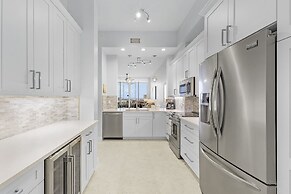 Palm Harbor Penthouse With Marina Views 2 Bedroom Condo by RedAwning