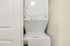 Beautiful Penthouse Condo - Corner Unit! 2 Bedroom Condo by RedAwning