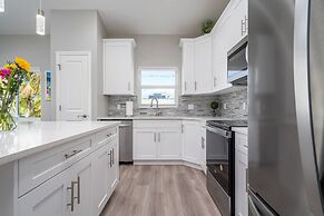 Beautiful New Build Private Pool Home On The North End Of Fort Myers B