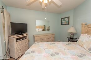 Royal Garden Resort 1012 2 Bedroom Condo by RedAwning