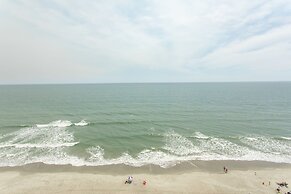 Royal Garden Resort 1012 2 Bedroom Condo by RedAwning