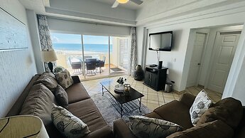 Spectacular 1 Bedroom Condo on Sandy Beach at Las Palmas Resort G-402 