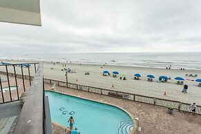 Royal Garden Resort 209 2 Bedroom Condo by RedAwning