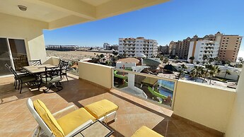 Beautiful 2 Bedroom Beachfront Condo at Las Palmas Resort BN-501 2 Con