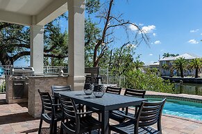 Beautiful Home With Private Pool On The North End Of Fort Myers Beach!