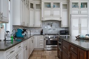 Beautiful Home With Private Pool On The North End Of Fort Myers Beach!