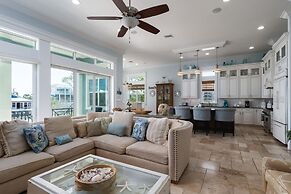 Beautiful Home With Private Pool On The North End Of Fort Myers Beach!