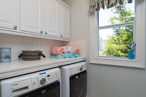 Beautiful Home With Private Pool On The North End Of Fort Myers Beach!