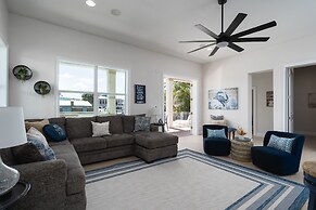 Beautiful Home With Private Pool On The North End Of Fort Myers Beach!