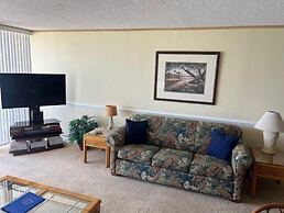 Royal Garden Resort 412 1 Bedroom Condo by RedAwning